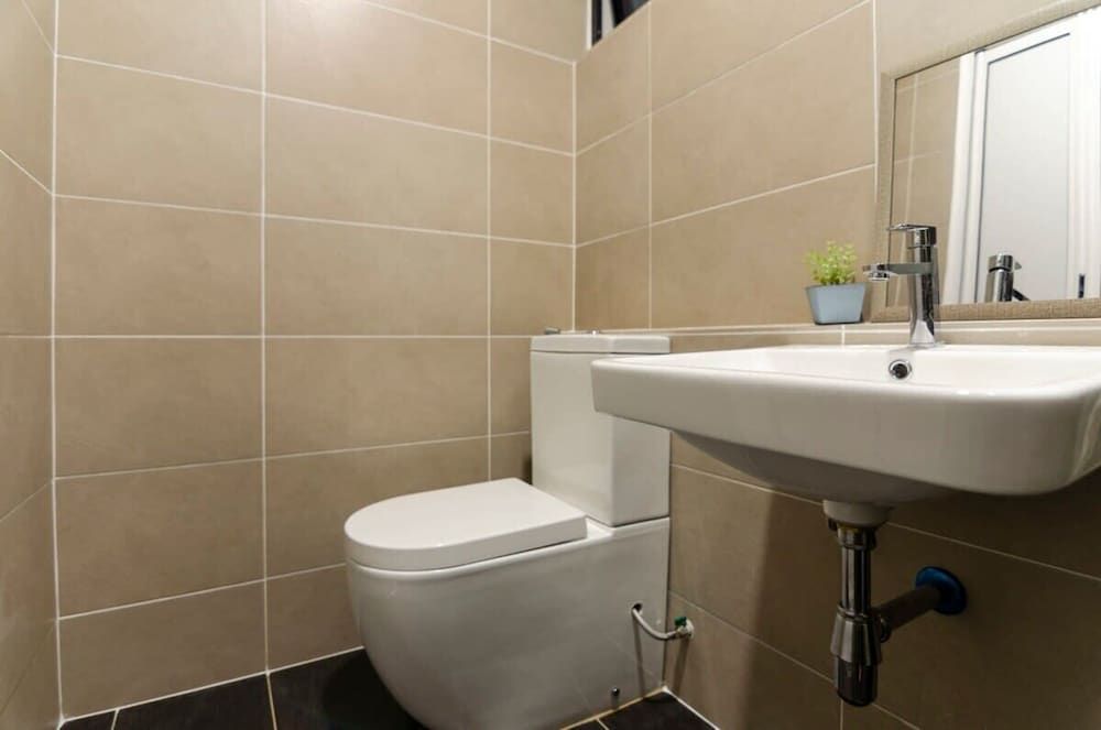 Chic 2BR Dpristine 9 Next to Legoland Free Parking Apartment (2 Bedrooms) 10