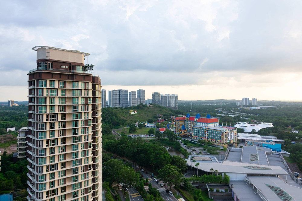 Lux Dpristine 3BR Home w Views, 5mins to Legoland Apartment (3 Bedrooms) 21