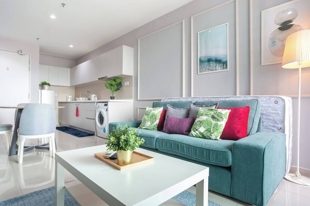 ICity Luxury Condo by Smarthome Comfort Apartment, City View 11