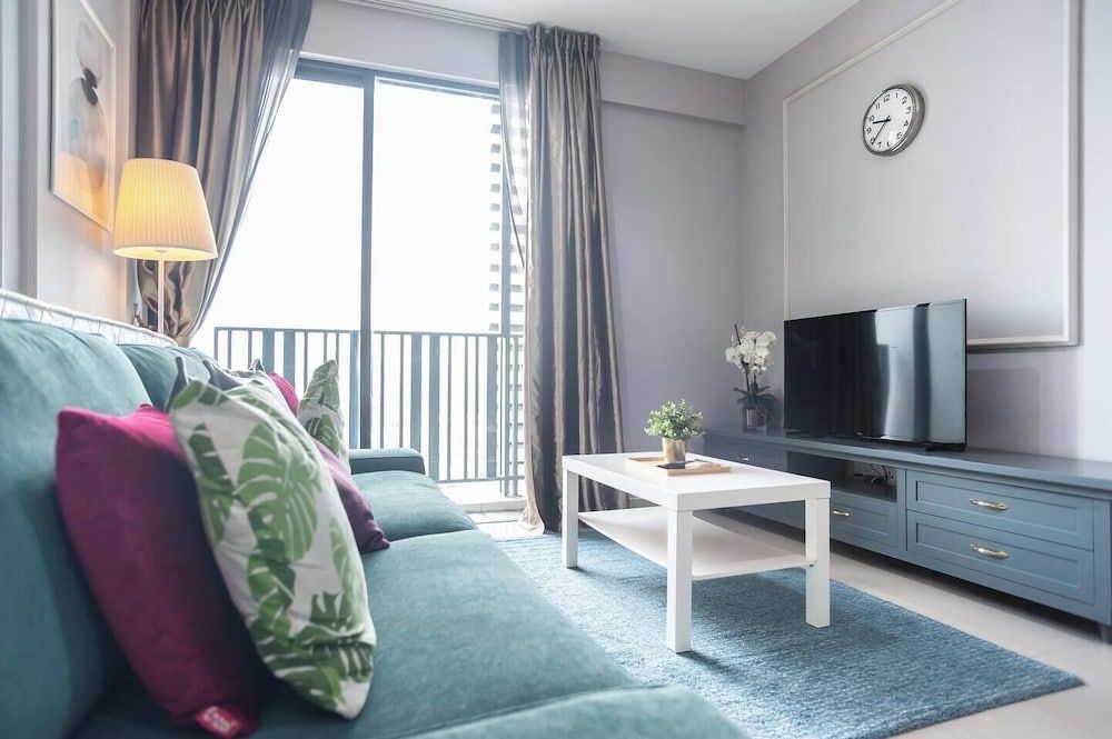 ICity Luxury Condo by Smarthome Comfort Apartment, City View 9