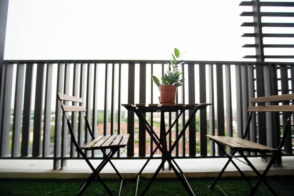 ICity Luxury Condo by Smarthome Deluxe Studio Suite 15