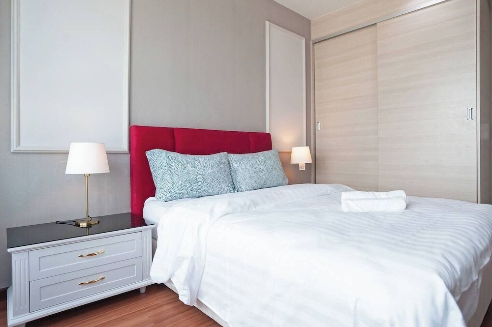 ICity Luxury Condo by Smarthome Comfort Apartment, City View 2