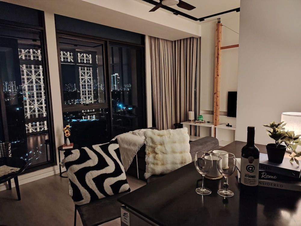 Premium Loft, City View