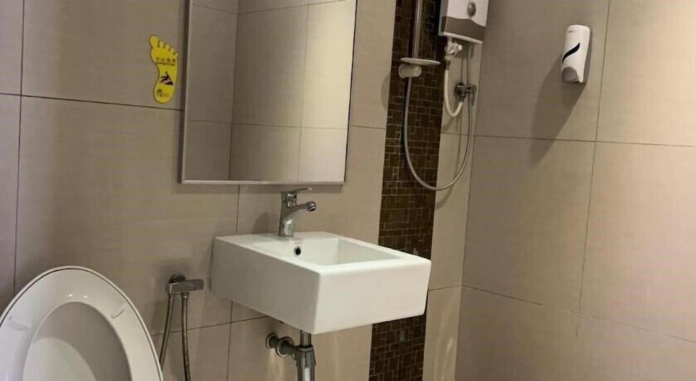 MILANO HOTEL Deluxe Triple Room 7