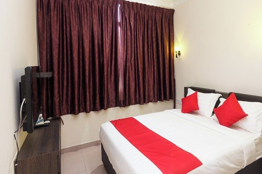 T P Hotel Suite Double with Window 3