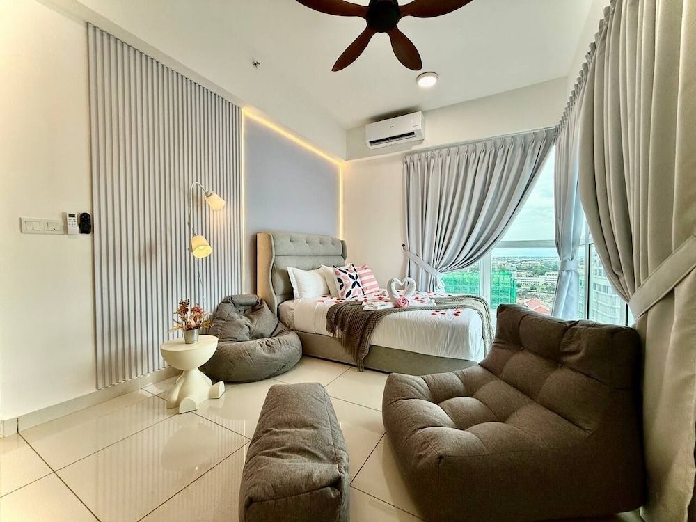 Apartment, City View