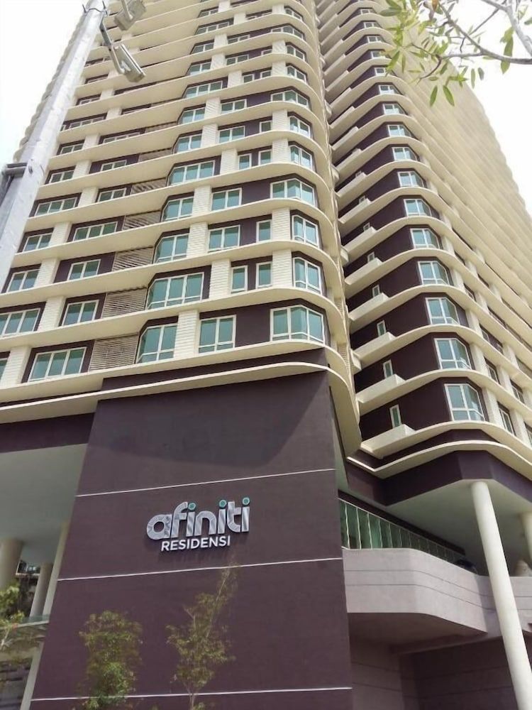 Afiniti Residences Medini by Stayrene