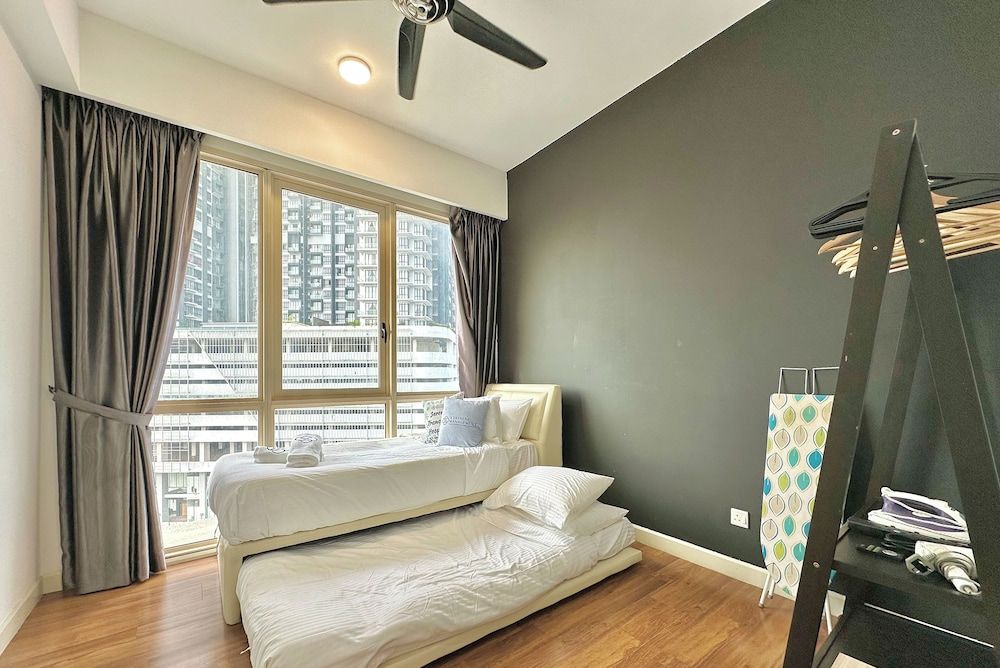 Afiniti Residences Medini by Stayrene Comfort Apartment, 2 Bedrooms, City View 14