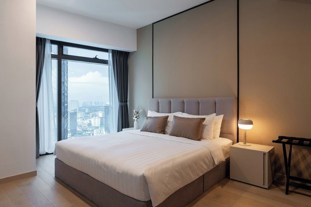 1-Bedroom Suite
