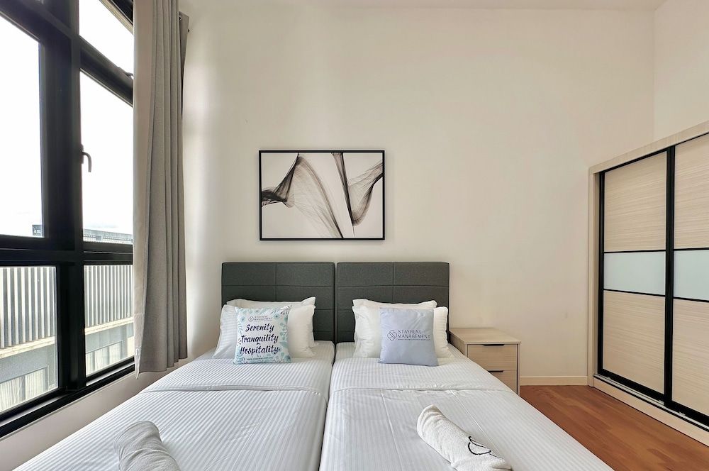 Standard Apartment, 3 Bedrooms, Non Smoking, City View