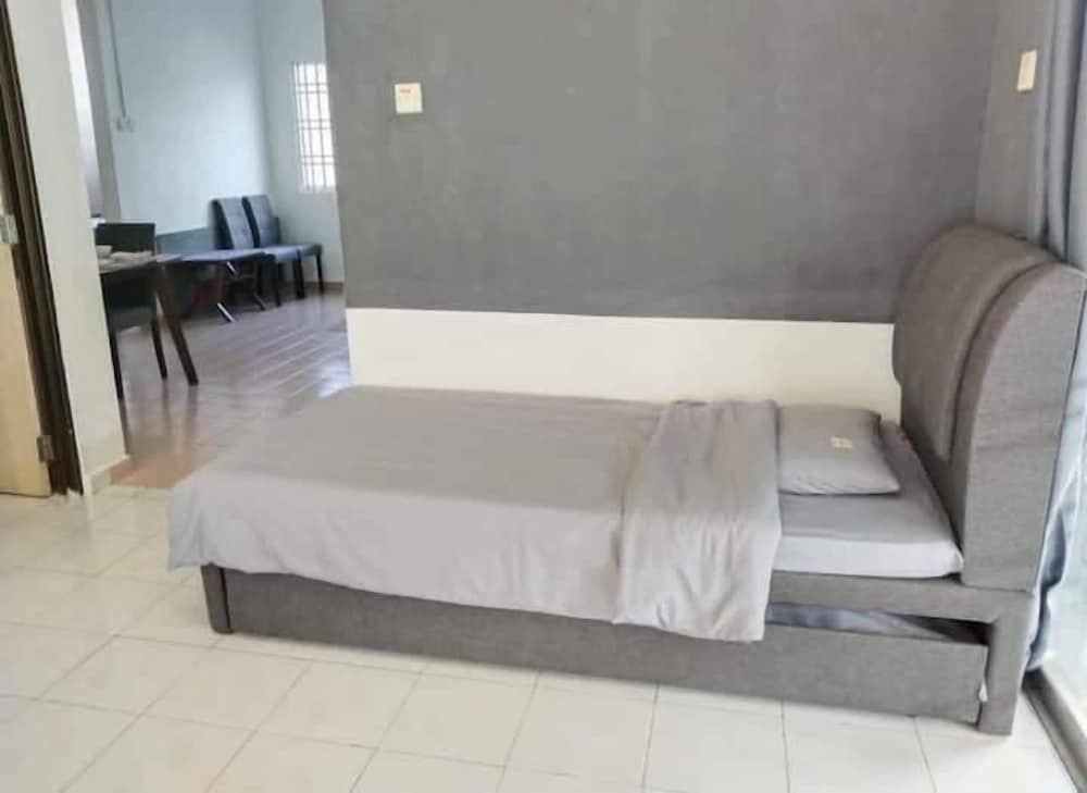 Indahpura Kulai Basic Villa 18