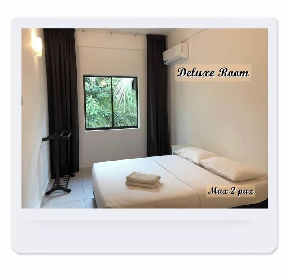 Riverside Palm Inn Deluxe Double Room 6