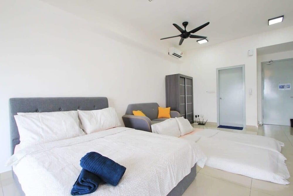 A Lovely, Utropolis Studio Near Kdu, Free Parking Apartment (0 Bedroom) 13