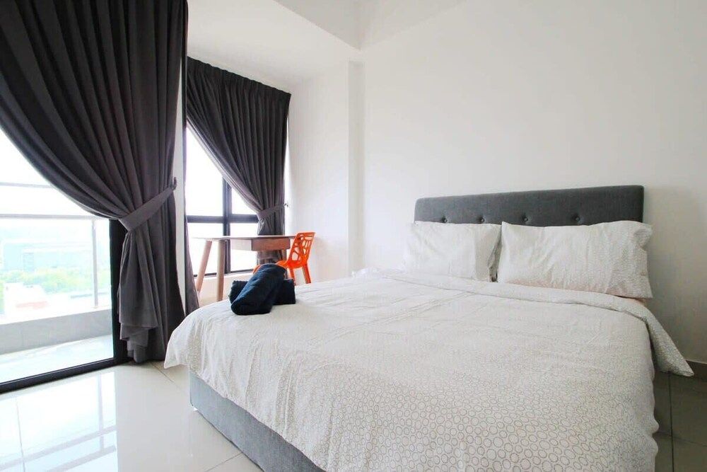 A Lovely, Utropolis Studio Near Kdu, Free Parking Apartment (0 Bedroom) 14