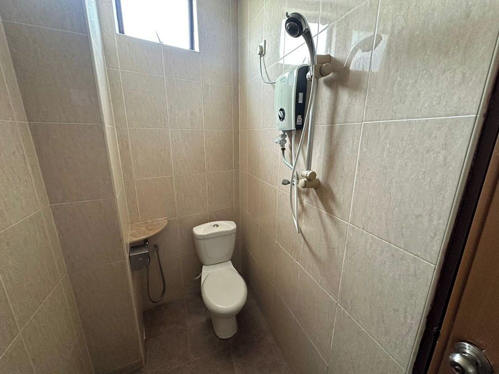 Glistar Hotel Deluxe Room, 1 Queen Bed 5