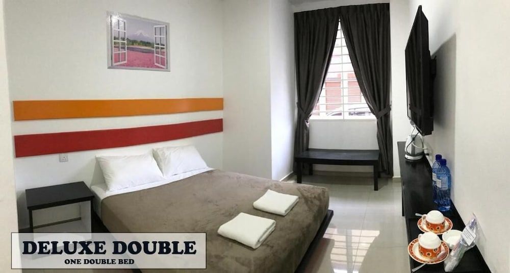 JERANTUT HILL HOTEL Deluxe Double or Twin Room 4