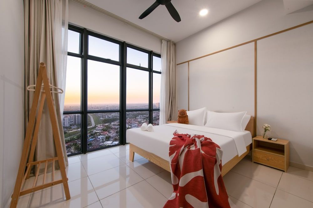 Comfort Apartment, 2 Bedrooms, Kitchen, City View