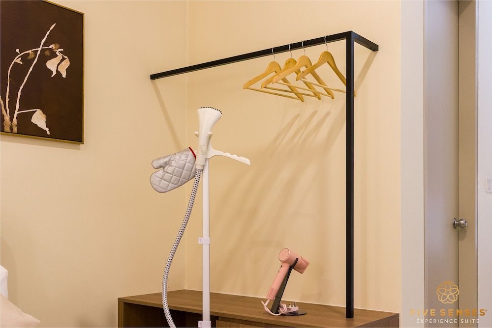 KIP Core Soho Suite by Five Senses Japandi Premium Studio with Bathtub 14