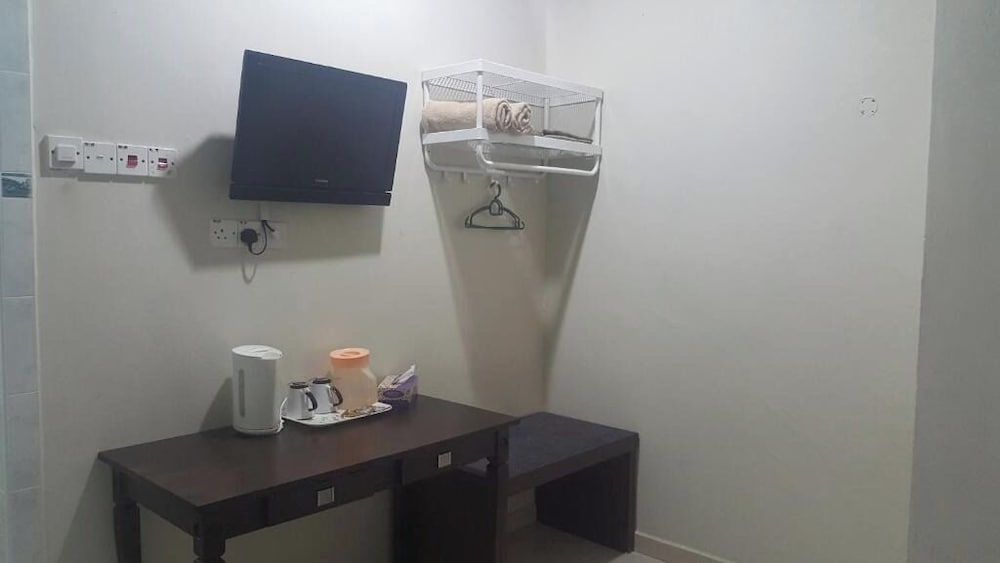 Shafura Hotel 1 Family Room 5