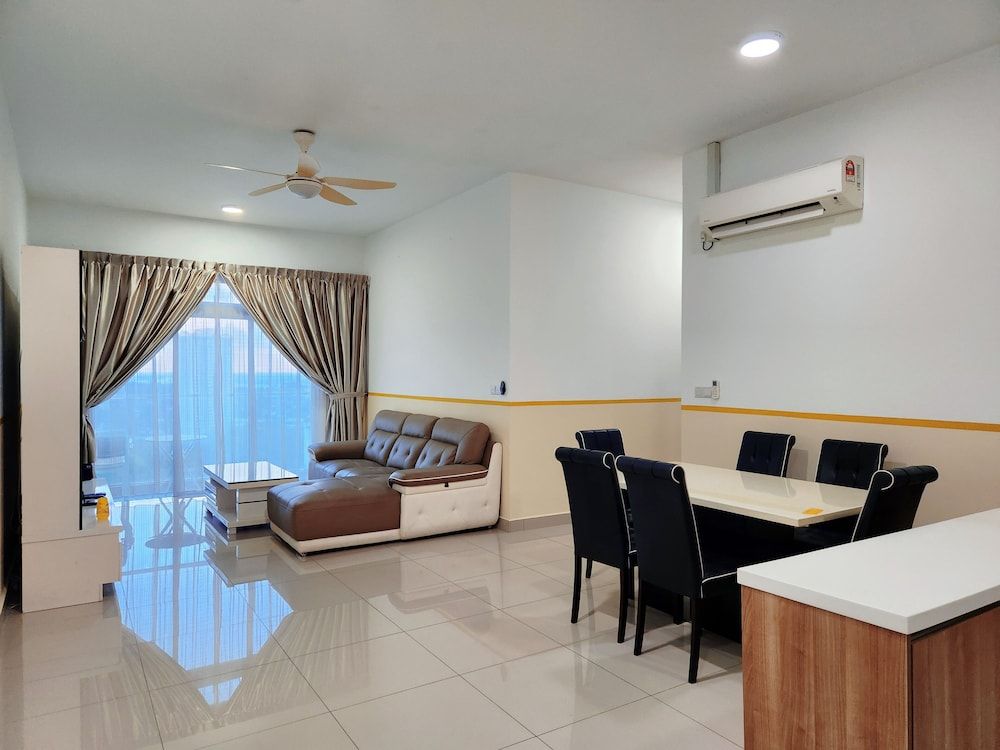 Apartment, 3 Bedrooms, Balcony, City View