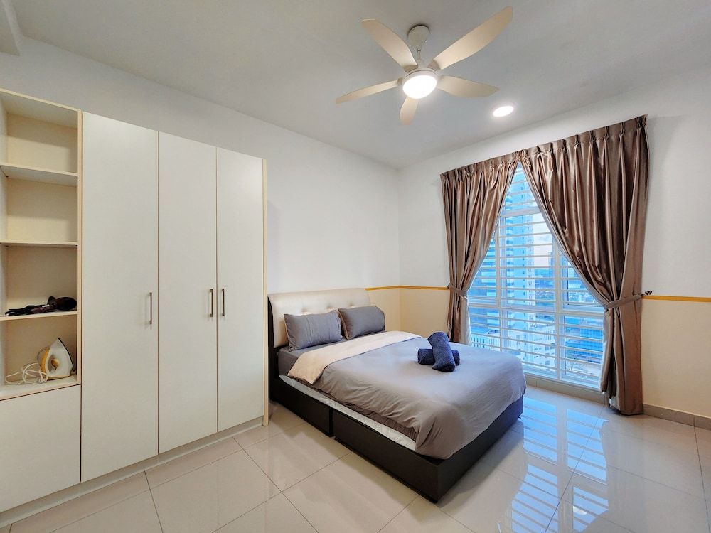 Apartment, 3 Bedrooms, Balcony, City View