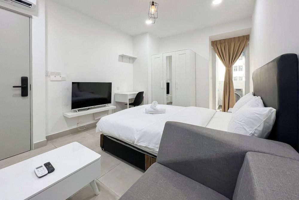 Luxury Studio