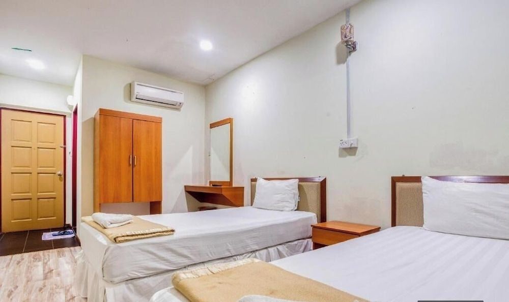 Sri Malik Hotel Tanjung Malim Standard Double or Twin Room 3