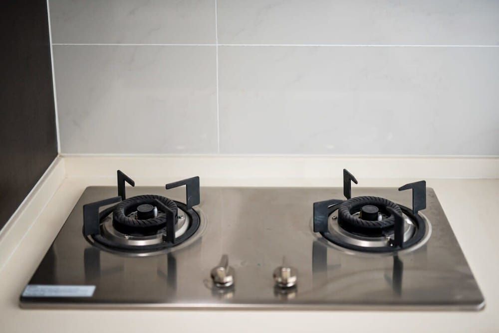 A Stylish 2BR Suite, Water Views, Free Parking Apartment (2 Bedrooms) 28