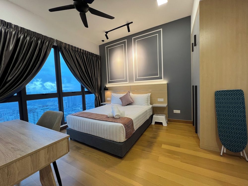 The Colony By Infinitum Flixses Deluxe Studio, City View 16