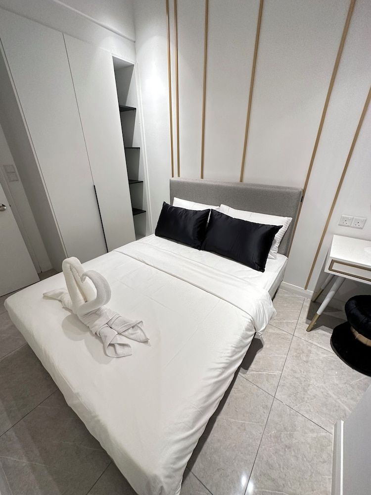 AXON RESIDENCE BY PERKASA IKON Apartment, 1 Bedroom, Kitchenette, City View 3