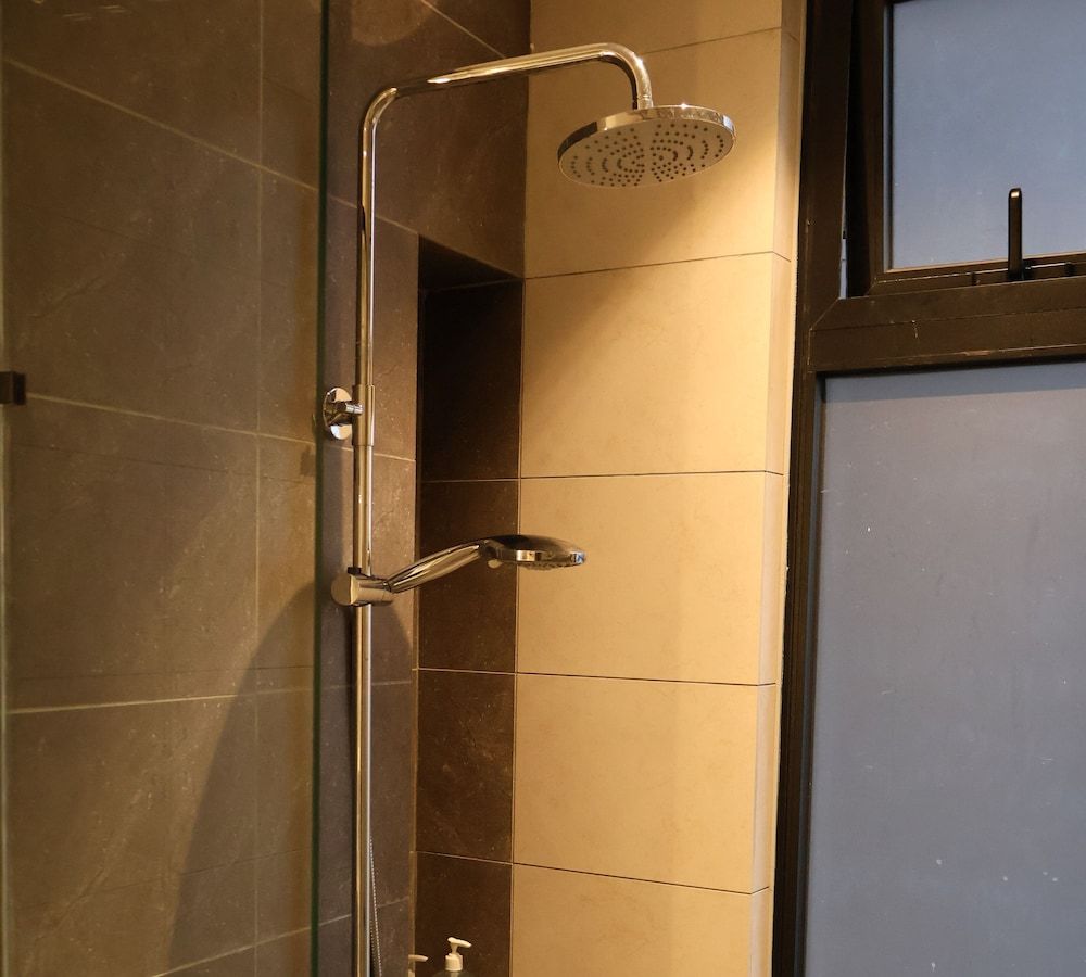 AXON RESIDENCE BY PERKASA IKON Deluxe Studio, 1 Queen Bed, Private Bathroom, City View 7