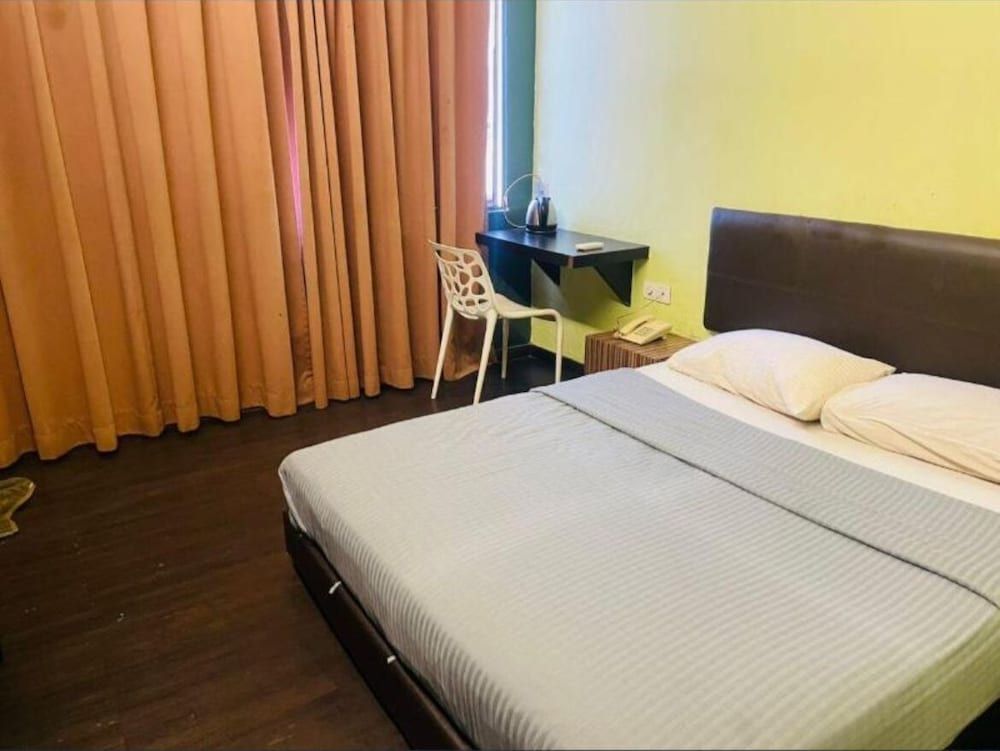 Double Room, 1 Queen Bed