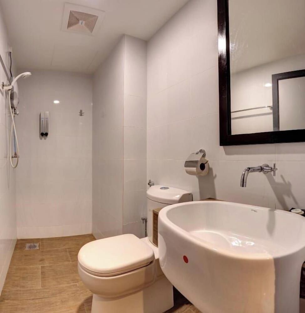 Hotel Kristal Triple Room 8