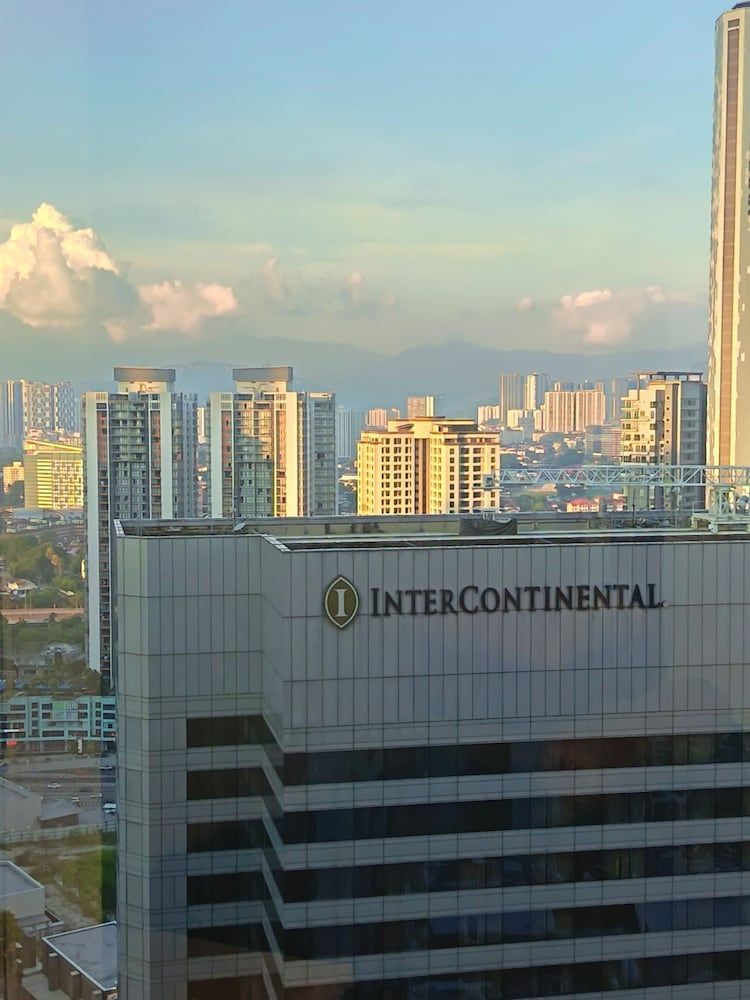 Binjai 8 KLCC By Arman Family Apartment, Non Smoking, City View 16