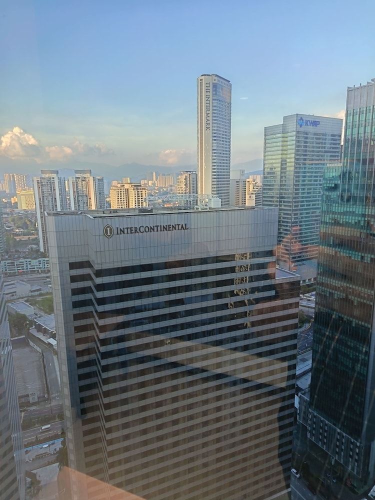 Binjai 8 KLCC By Arman Family Apartment, Non Smoking, City View 14