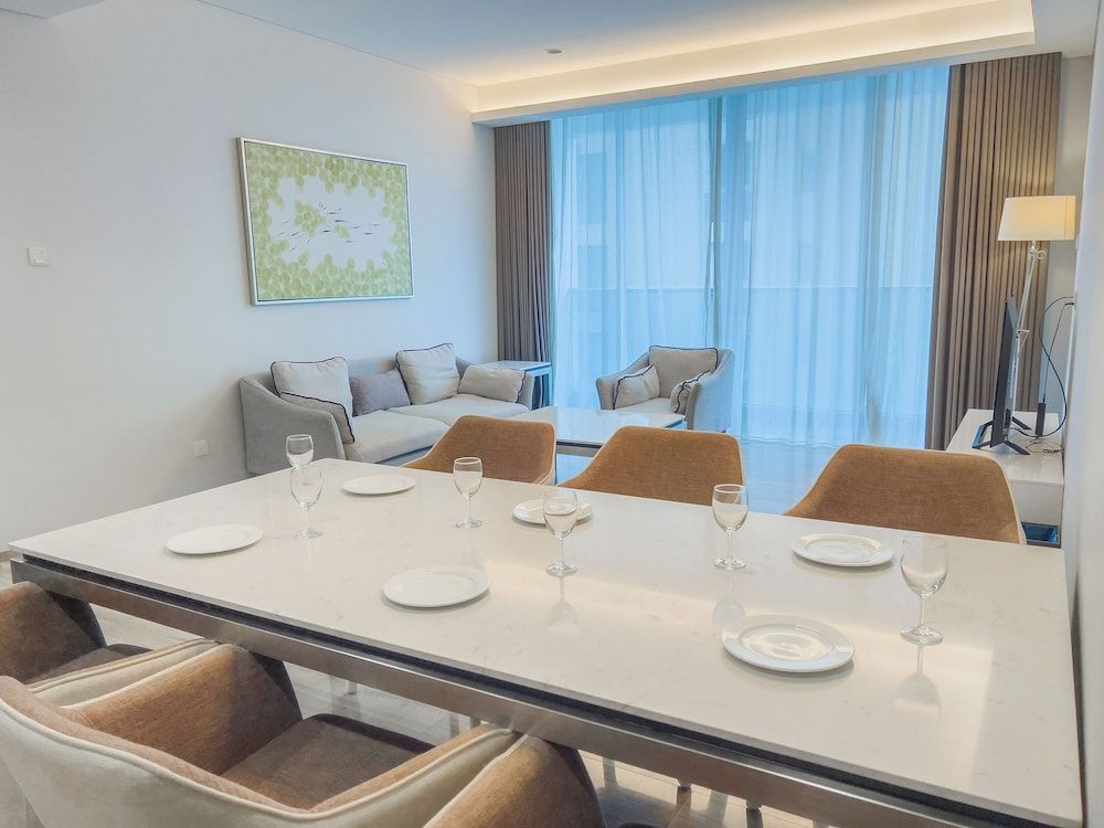 UH FLAT Hotels & Resorts WATERFRONT SIGNATURE 3 BEDROOM 3