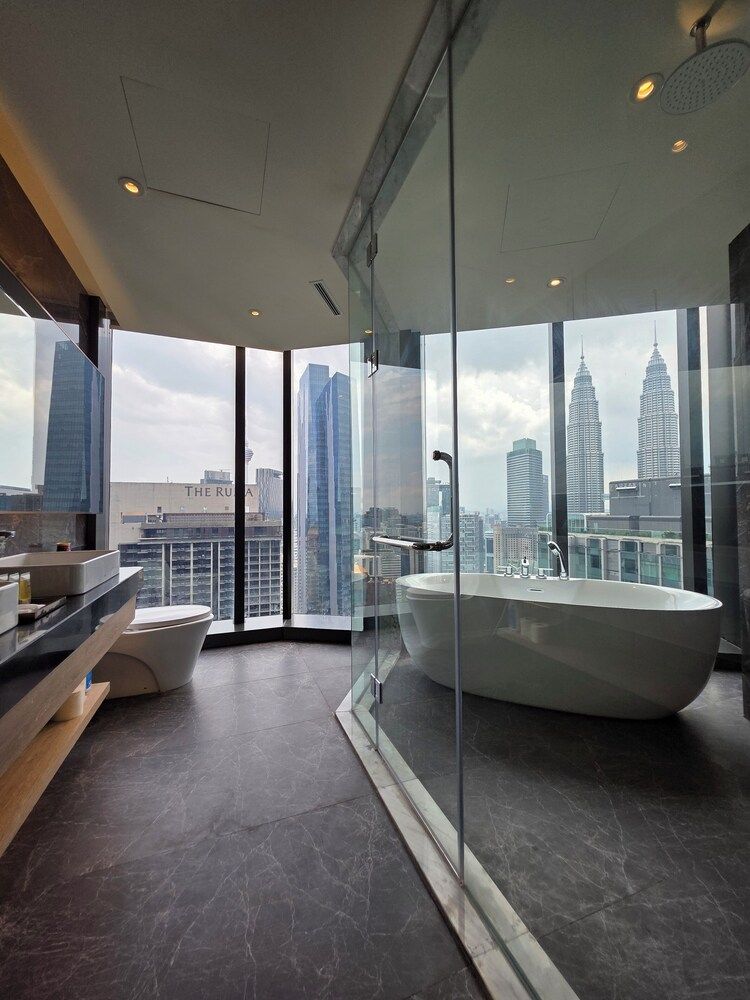 Imperial Residence KLCC by Perkasa Ikon Premium Suite, City View 13