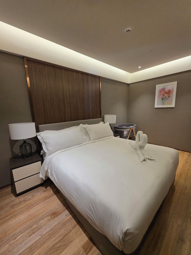 Imperial Residence KLCC by Perkasa Ikon Premium Suite, City View 7