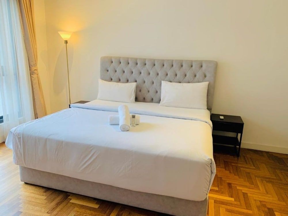 The Mews KLCC By Service Apartment Standard Apartment, 1 Bedroom, Balcony, City View 6