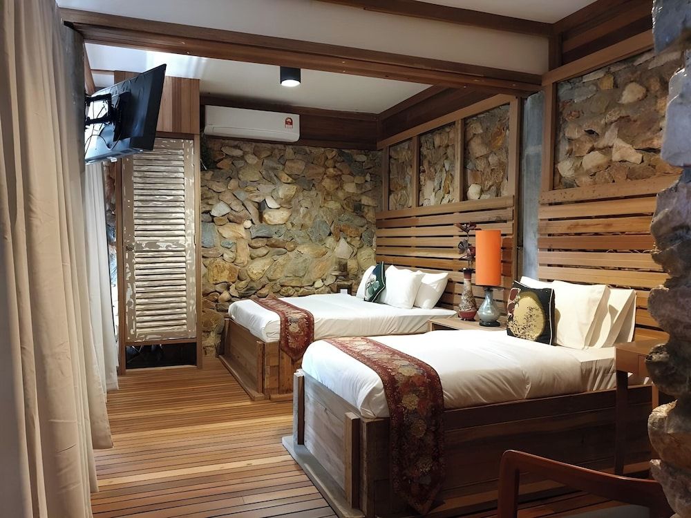 Athome Resort Deluxe Room 5