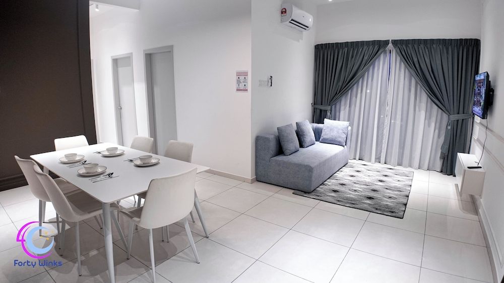 THE HORIZON IPOH BY 40 WINKS Basic Apartment, Balcony, City View 9