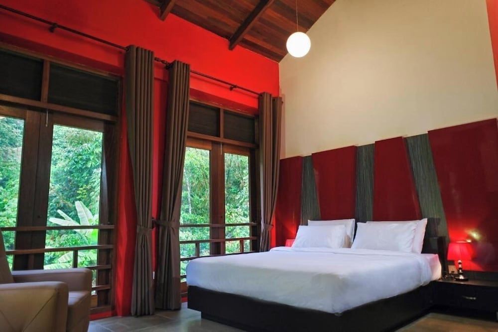 Harmony Valley Retreat Double Room, Balcony, Mountain View 6