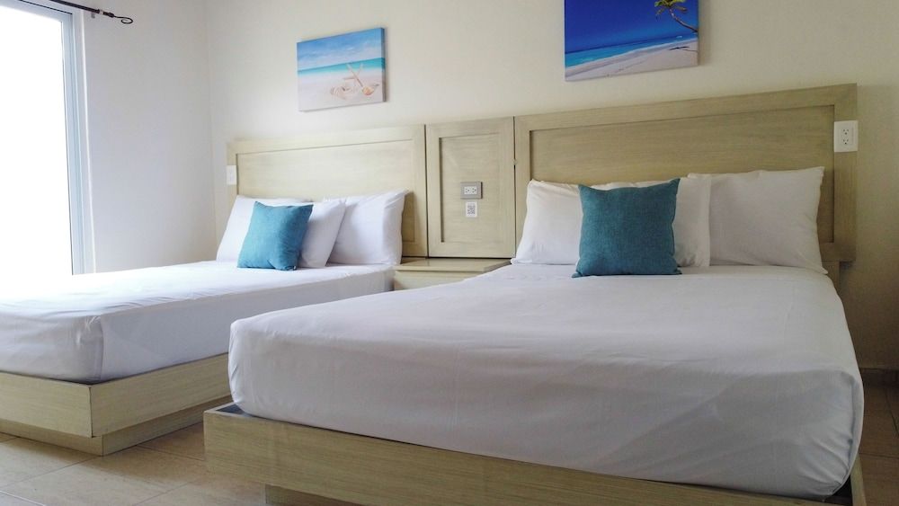 Rustic Hotel Isla Mujeres Double Bed Suite 2