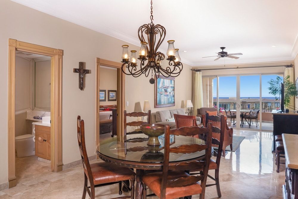 Unwind in Style Villa La Estancia Cabo Signature Suite, 1 King Bed with Sofa bed, Garden View 5