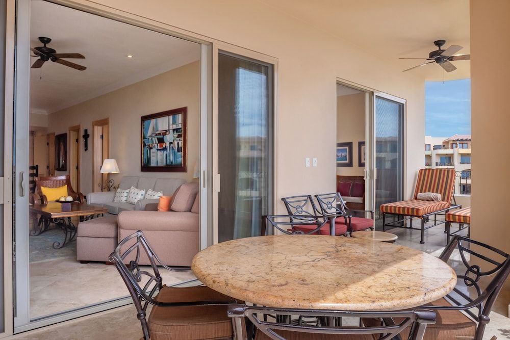 Unwind in Style Villa La Estancia Cabo Signature Suite, 1 King Bed with Sofa bed, Garden View 8