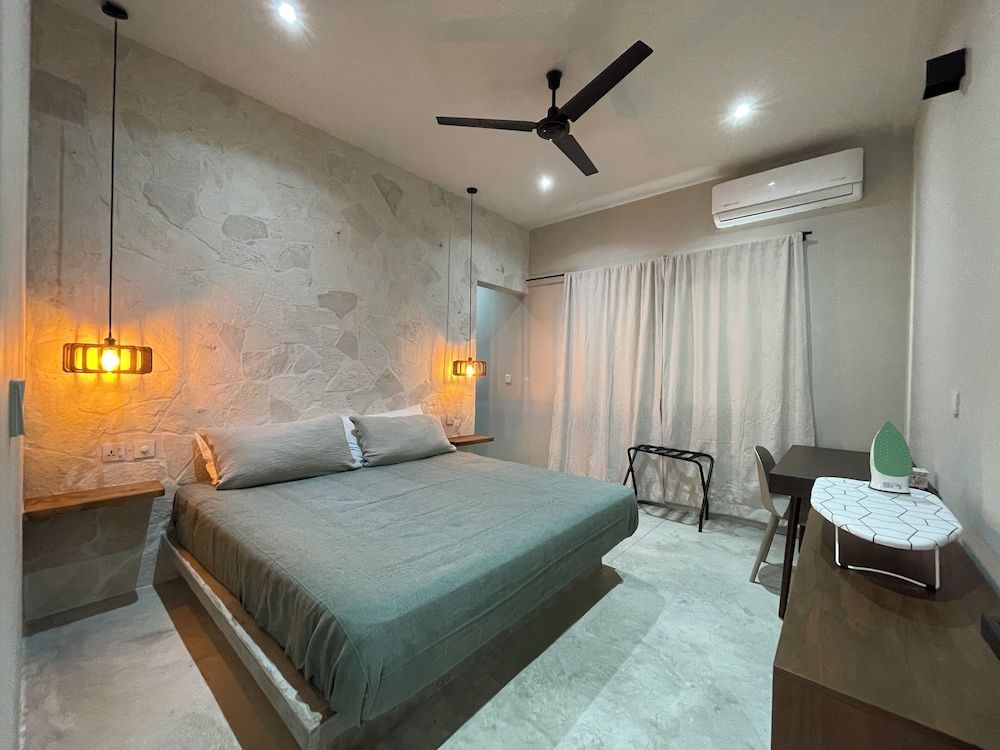 Rooms Zicatela Superior Apartment, Balcony, Partial Ocean View 2