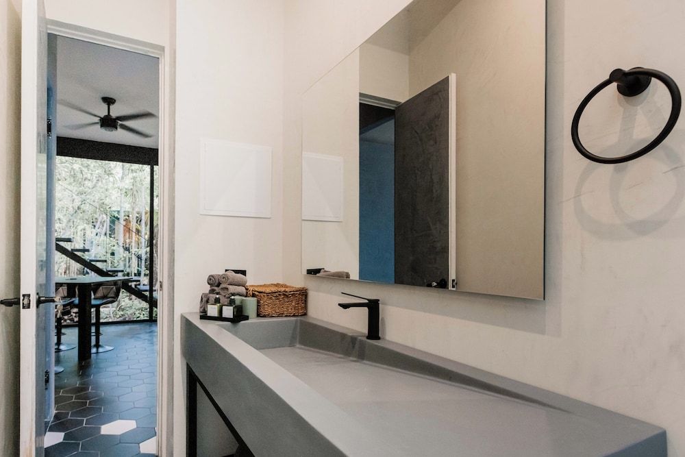 Sota Human Space Bungalow, 2 Bedrooms, Garden View (7) 7