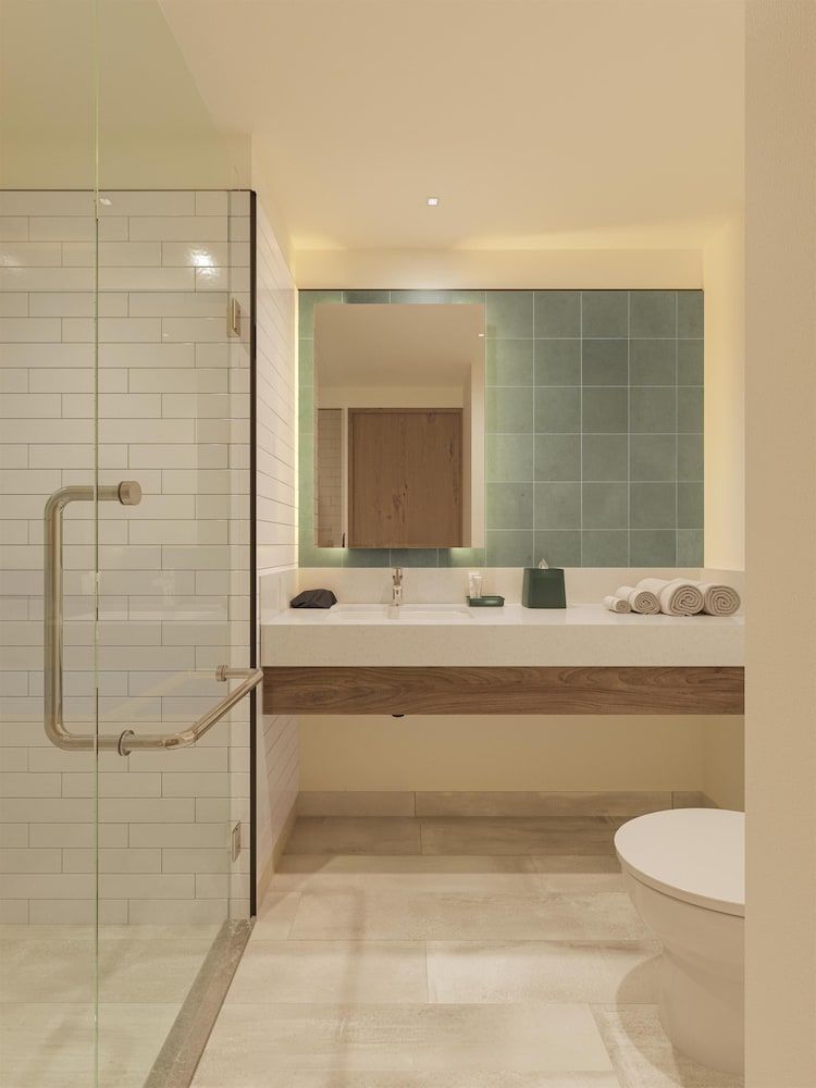 Hyatt Place Cancun Airport Room, 1 King Bed 7