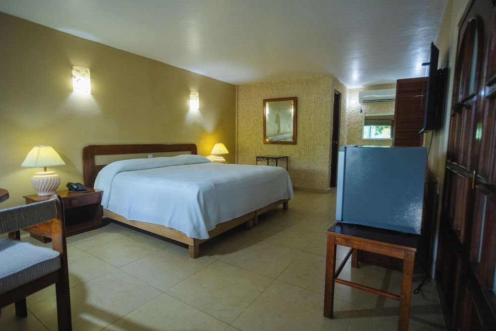 Hotel Plaza Palmas Family Suite, River View 2