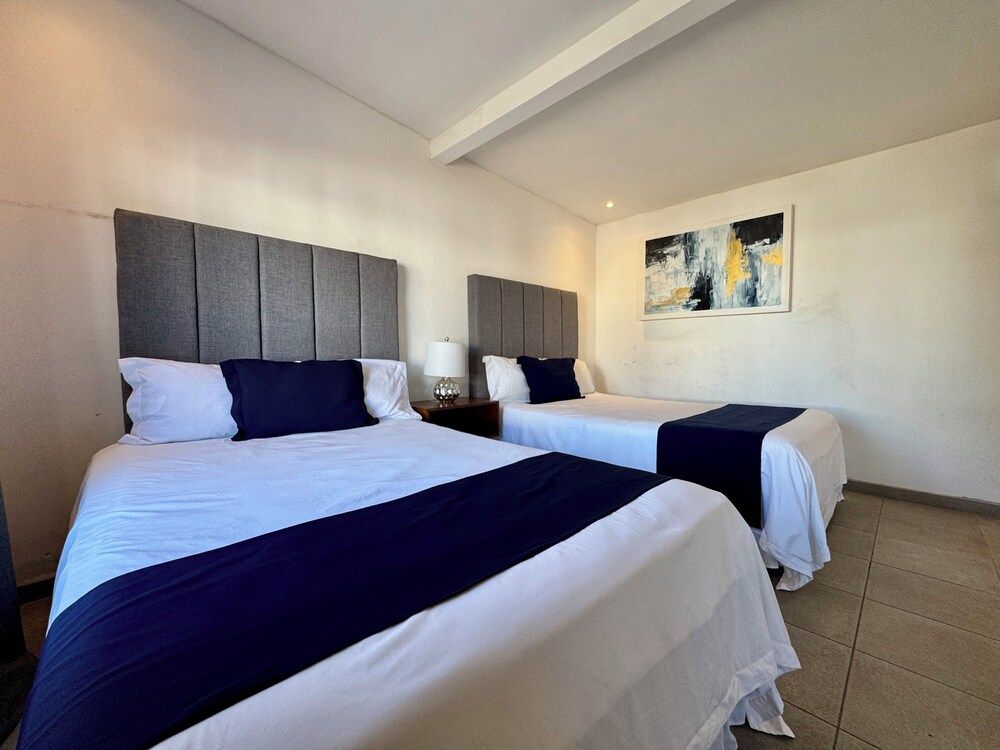 Casa Petri Hotel Superior Quadruple Room 5